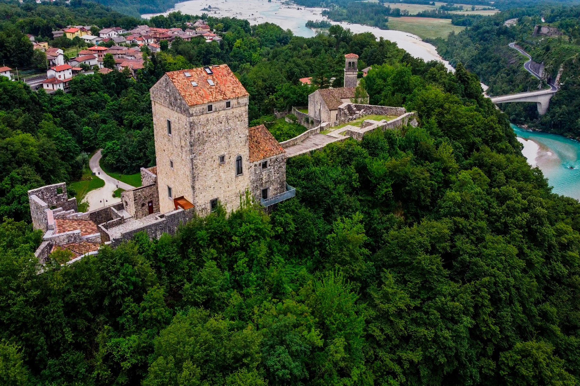 castello di ragogna 4 1905x1270